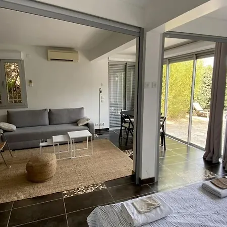 Maisonnette Climatisee A 10 M De La De La Peguiere 公寓